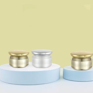 We offer ready-to-sell mirror-shaped mushroom bottles, face cream bottles, and cosmetics packaging materials for wholesale